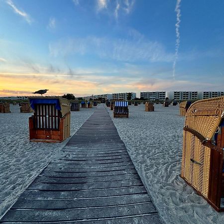 Quartier Suedstrand - Ferienwohnung Mit Meerblick Fehmarn Esterno foto