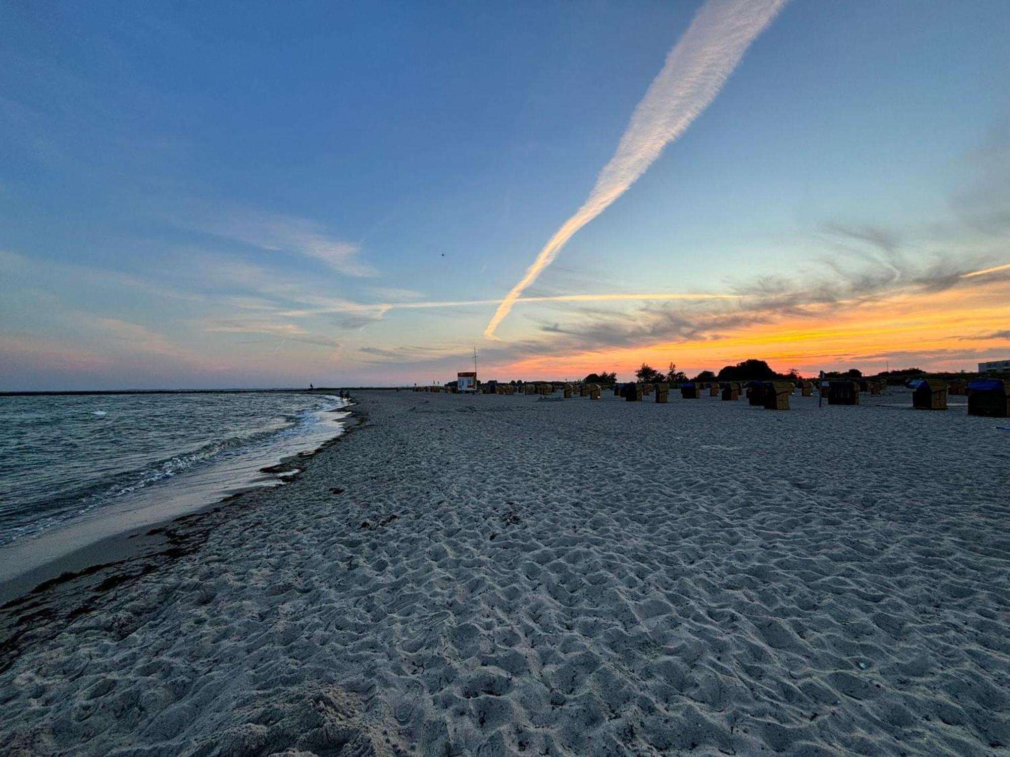 Quartier Suedstrand - Ferienwohnung Mit Meerblick Fehmarn Esterno foto